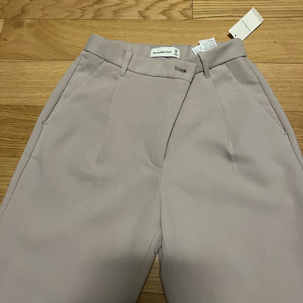 Abercrombie curve love cross button trouser NWT